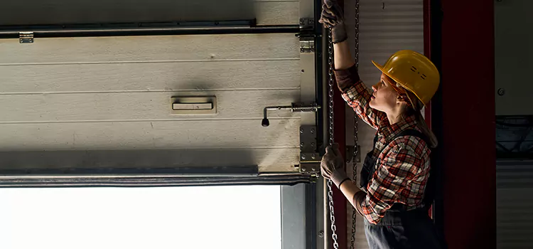 Addressing Common Garage Door Stoppage Issues in Altus, OK