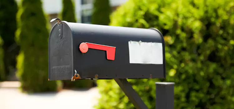 Secure Mailboxes for Packages Altus